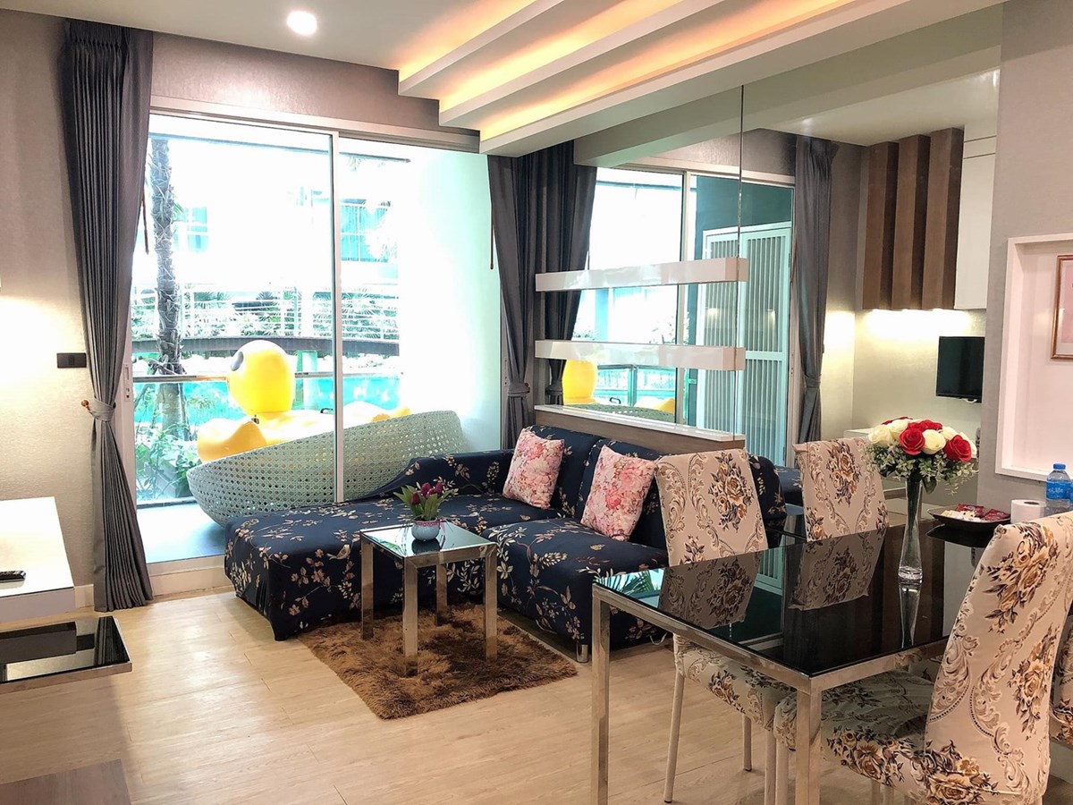เช่า ขายคอนโด 2 ห้องนอน วิวสระ เดอะ ฟีลทรูคอนโด นาจอมเทียน พัทยา - คอนโด - Na Jomtien - 