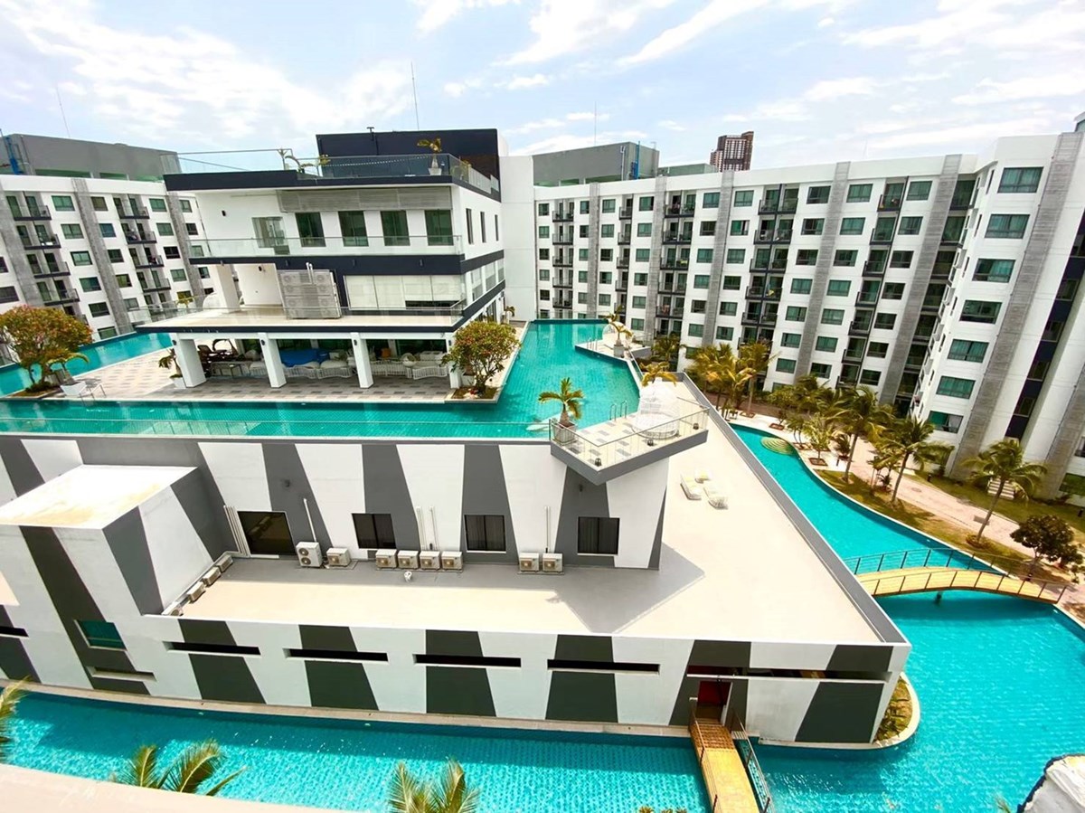 Arcadia Beach Resort Pool View For Sale - Condominium - Pratumnak Hill - 