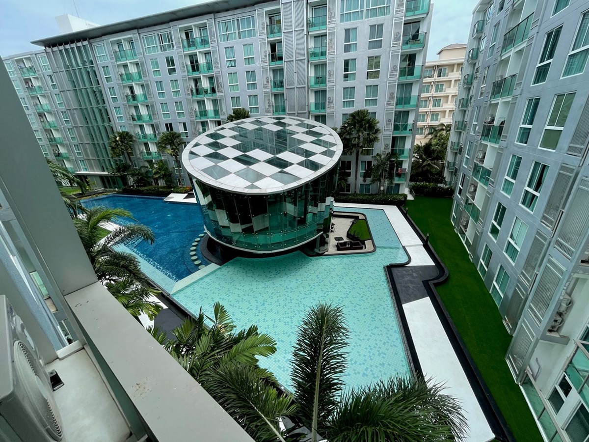 City Center Residences - Pool View 1 Bed for Sale - Condominium - Pattaya Central - 
