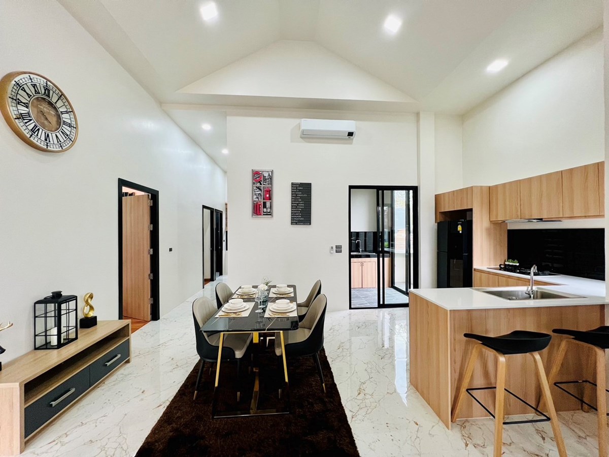 3 Bedroom House for sale in Pong, Chonburi - บ้าน -  - 