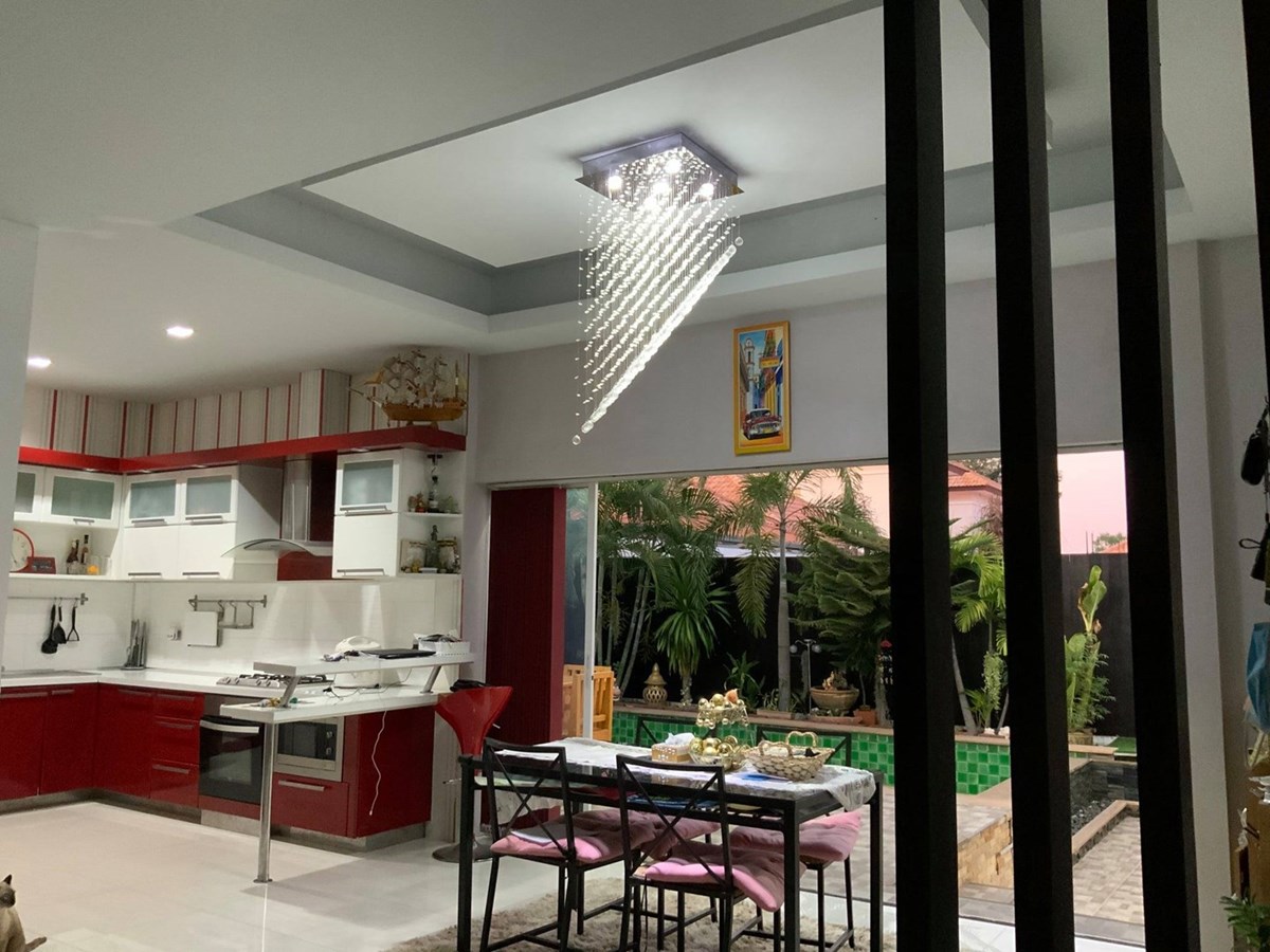 Rattanakon Village 5 - 3 Bed Pool House for Sale - บ้าน -  - 