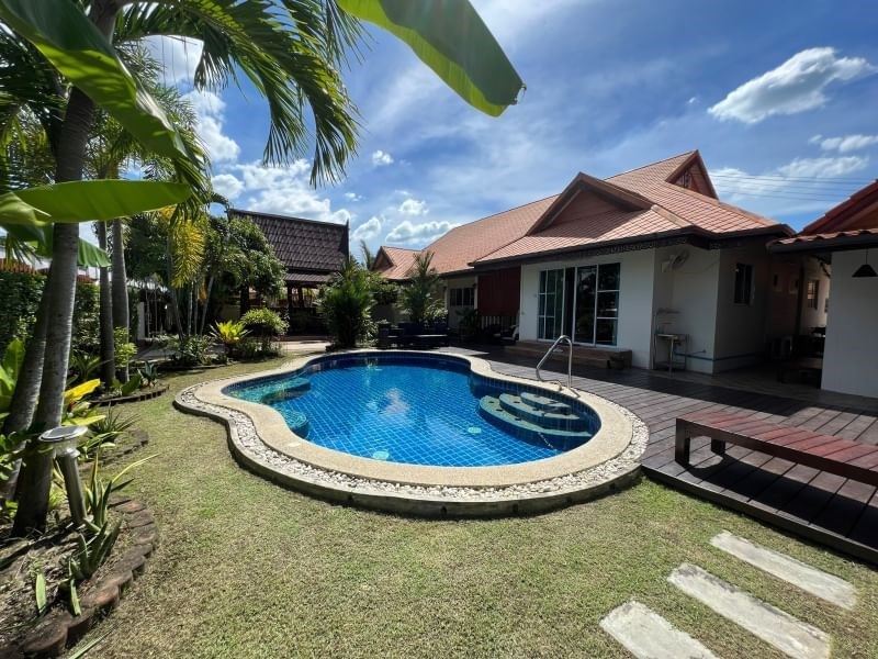 House with private pool for rent ( Rented 8-3-23) - House -  - 