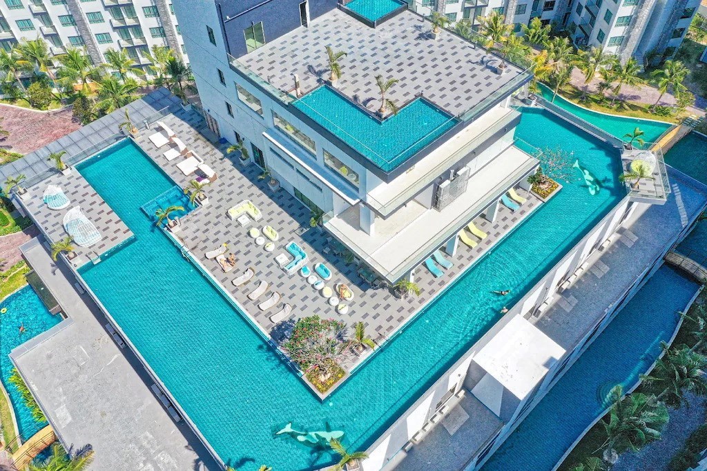 Elegant pool view room for sale! - Condominium - Pratumnak Hill - 
